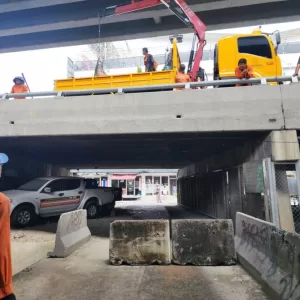 แจ้งปิดพื้นที่ใต้สะพานข้ามคลองสำโรงบริเวณทางหลวงหมายเลข 3344 (ถนนศรีนครินทร์) กม.15+800 ใต้สะพานข้ามคลองสำโรง
